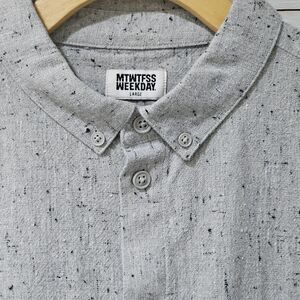 MTWTFSS Weekday Bad Times Neps Shirt Button Down Men's Size L Front Pocket Gray